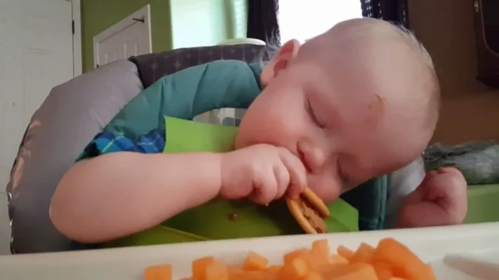 Ninguna niña debe estar demasiado enferma para comer.